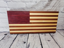 Load image into Gallery viewer, American Flag Cutting Board